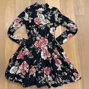 Sadie & Sage Black and Pink Floral Dress Small